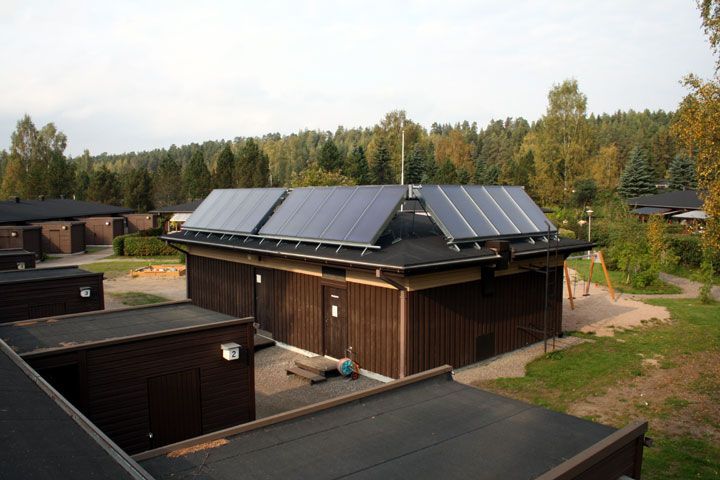 Aurinkolämpöä rivitaloon, Erämiehentie
