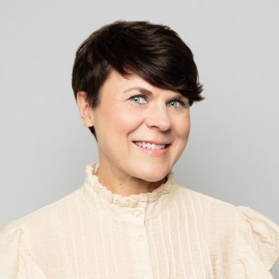 Elina Fast