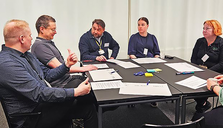 Ryhmätöitä Vaasan ABB:n moottoritehtaalla