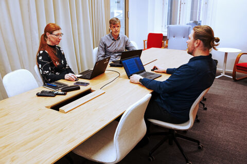 Veli-Matti Virtanen, Milja Aarni ja Teemu Kettunen –Motiva Oy