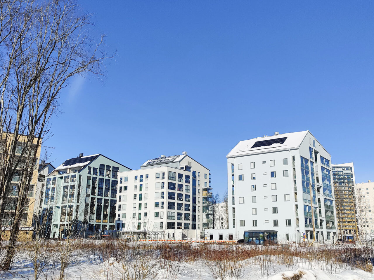 Energiayhteisö parantaa aurinkosähkön kannattavuutta taloyhtiössä.